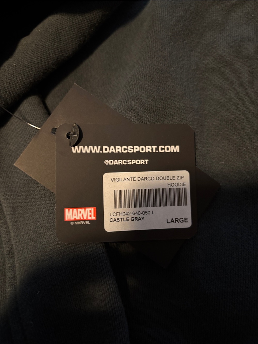 Darc Sport Marvel Collab The Punisher double zip Caslte gray Size: Large NWT - Picture 3 of 6